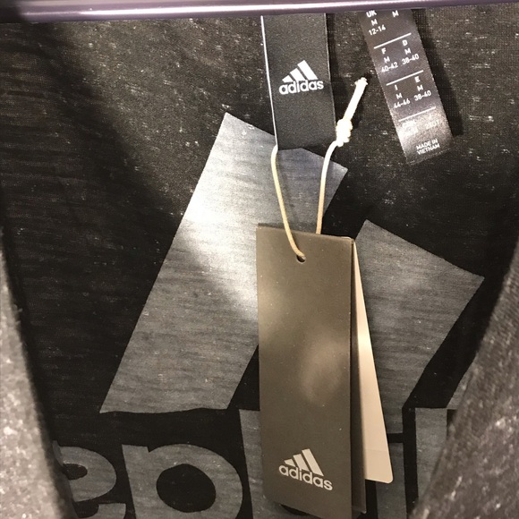 Adidas curved neck V-neck shirt - Picture 6 of 8